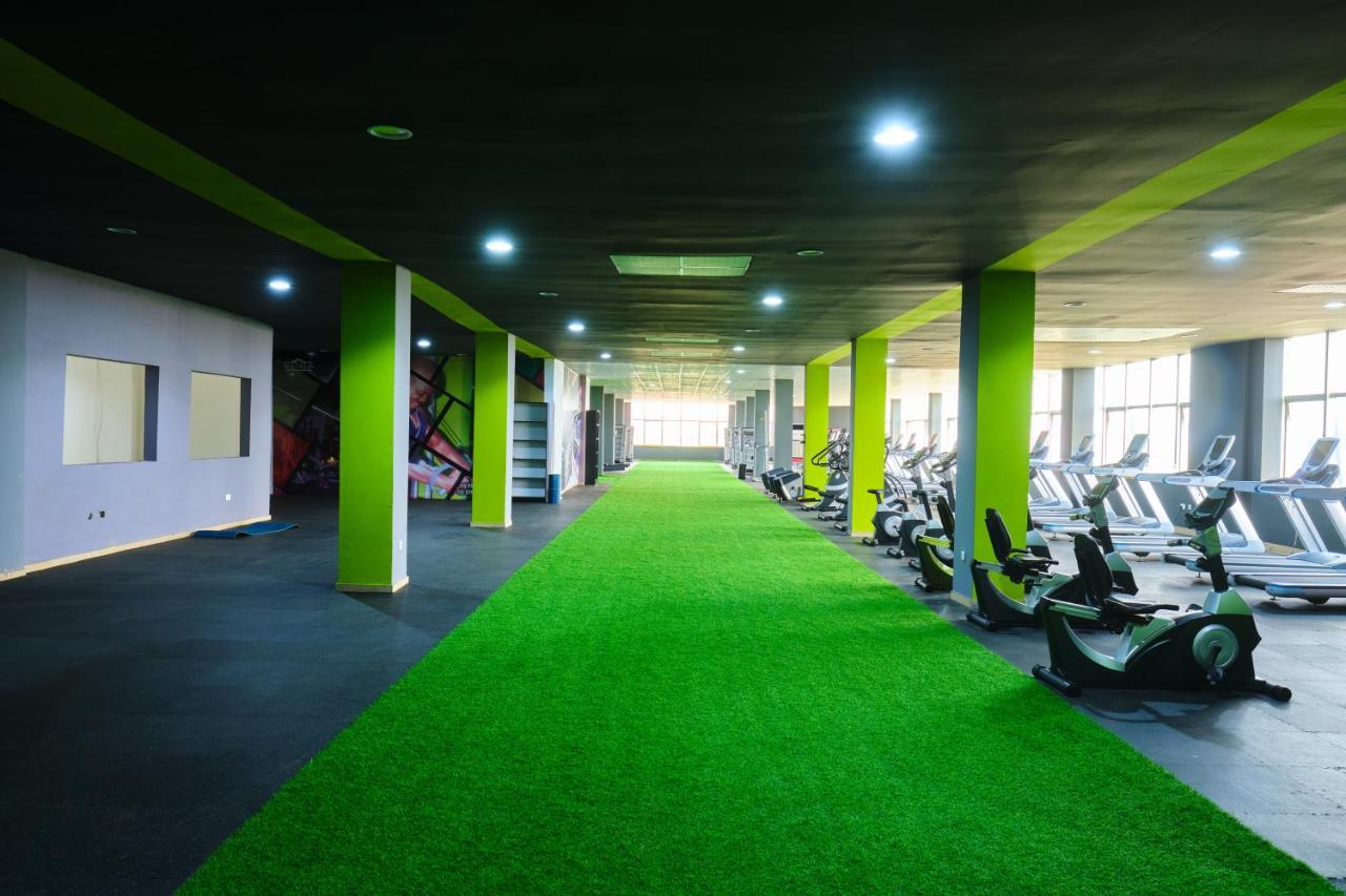 Legon City Mall Short Stay Apartments For Business And Vacation - East Legon Accra Kültér fotó