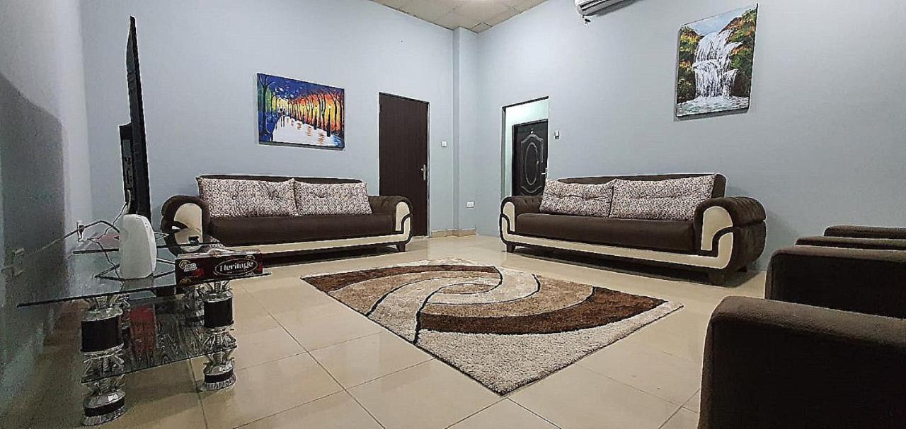 Legon City Mall Short Stay Apartments For Business And Vacation - East Legon Accra Kültér fotó