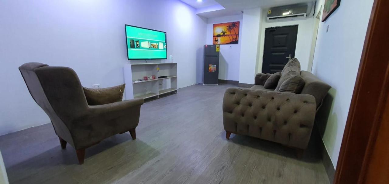 Legon City Mall Short Stay Apartments For Business And Vacation - East Legon Accra Kültér fotó