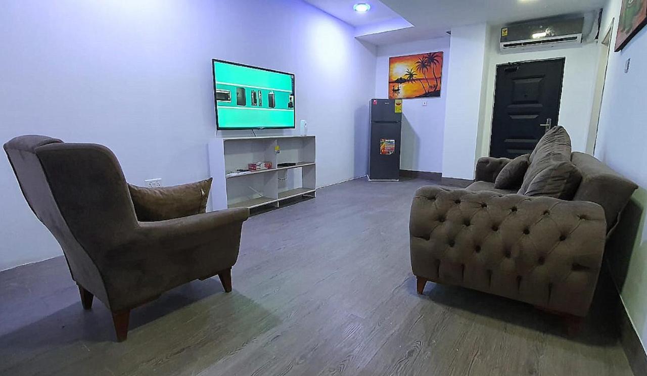 Legon City Mall Short Stay Apartments For Business And Vacation - East Legon Accra Kültér fotó