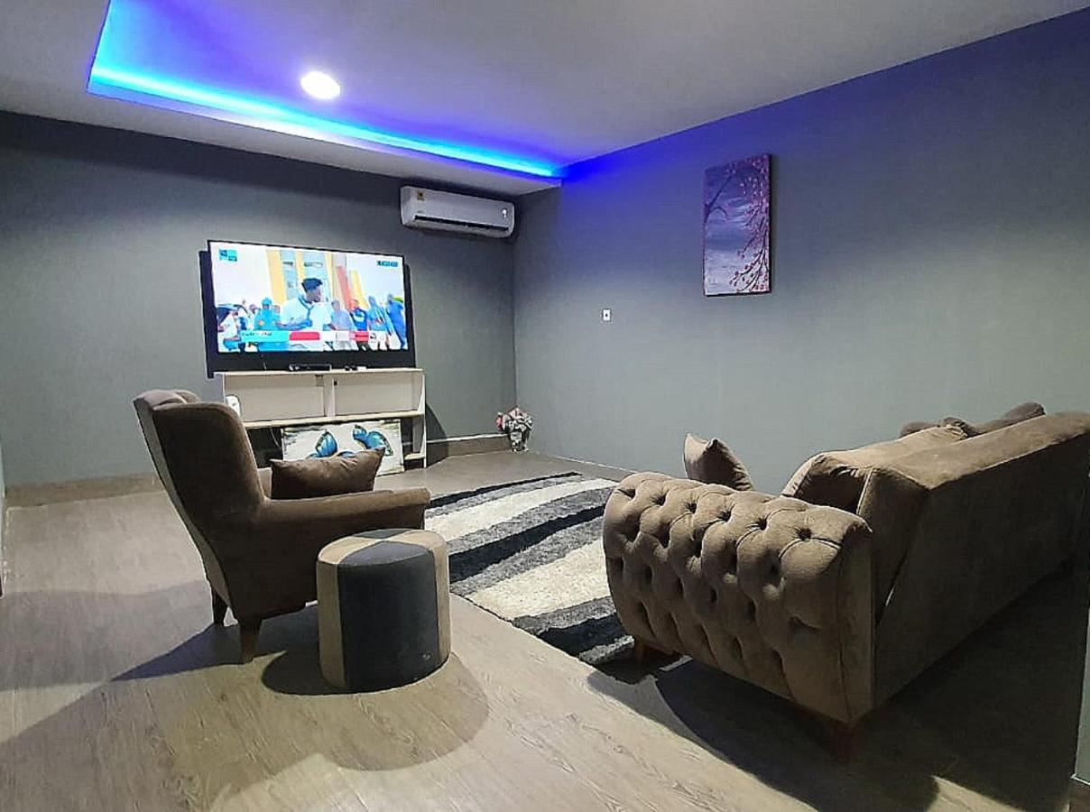 Legon City Mall Short Stay Apartments For Business And Vacation - East Legon Accra Kültér fotó