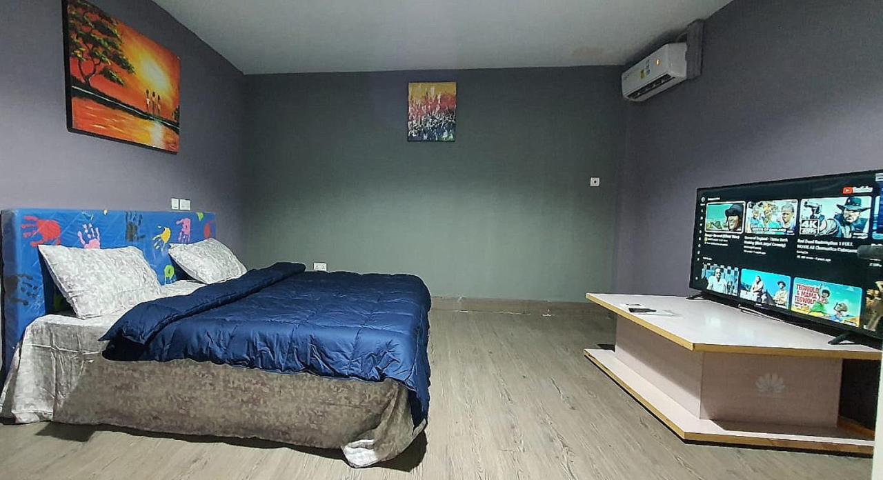 Legon City Mall Short Stay Apartments For Business And Vacation - East Legon Accra Kültér fotó