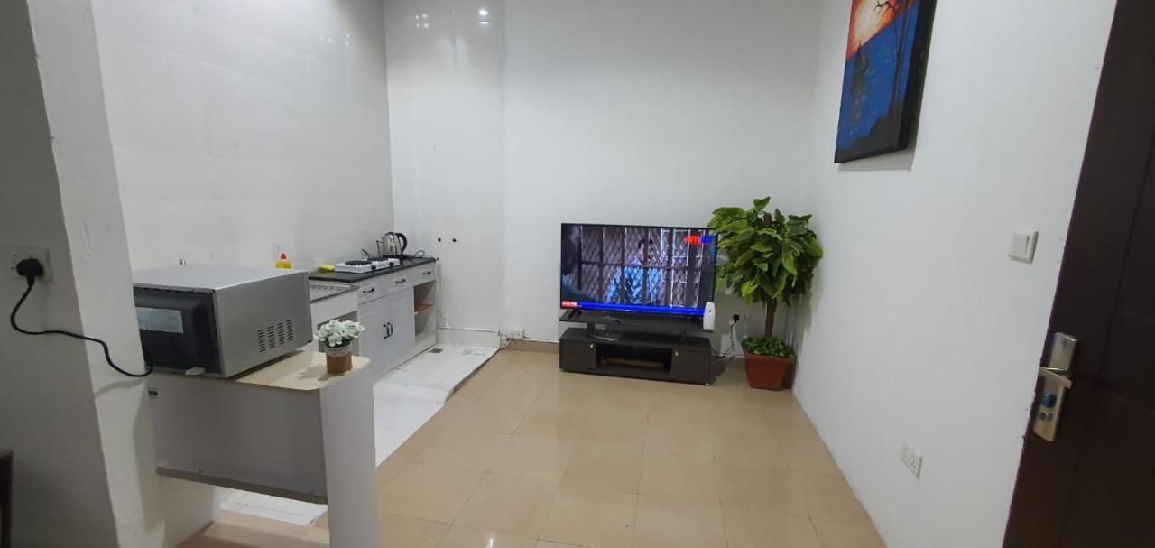 Legon City Mall Short Stay Apartments For Business And Vacation - East Legon Accra Kültér fotó